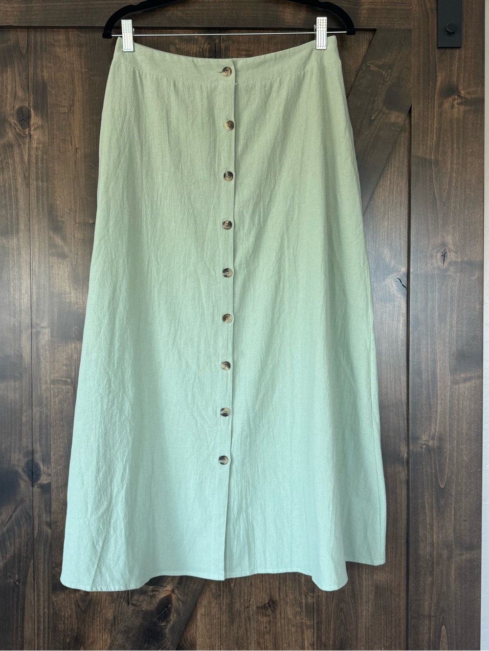 Classic Button-Front Mint Green Midi Skirt